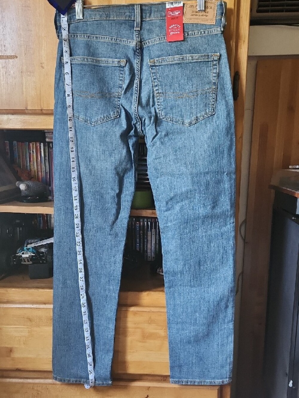 NWT Levi's Men's Straight Jeans - Medium Blue Wash  Sz 30x30 - Picture 5 of 9